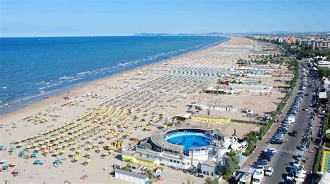 Spiagge a misura di turista sulla Riviera Romagnola