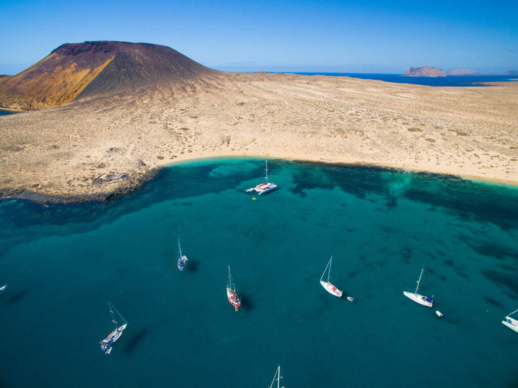 Isole Canarie dall’oceano alle stelle