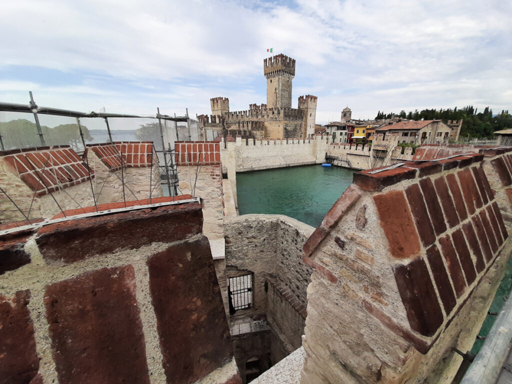 Sirmione: restauro e salvaguardia per l’aspetto turistico