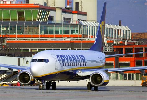 Ryanair lancia 3 nuove rotte da Genova a partire da Aprile