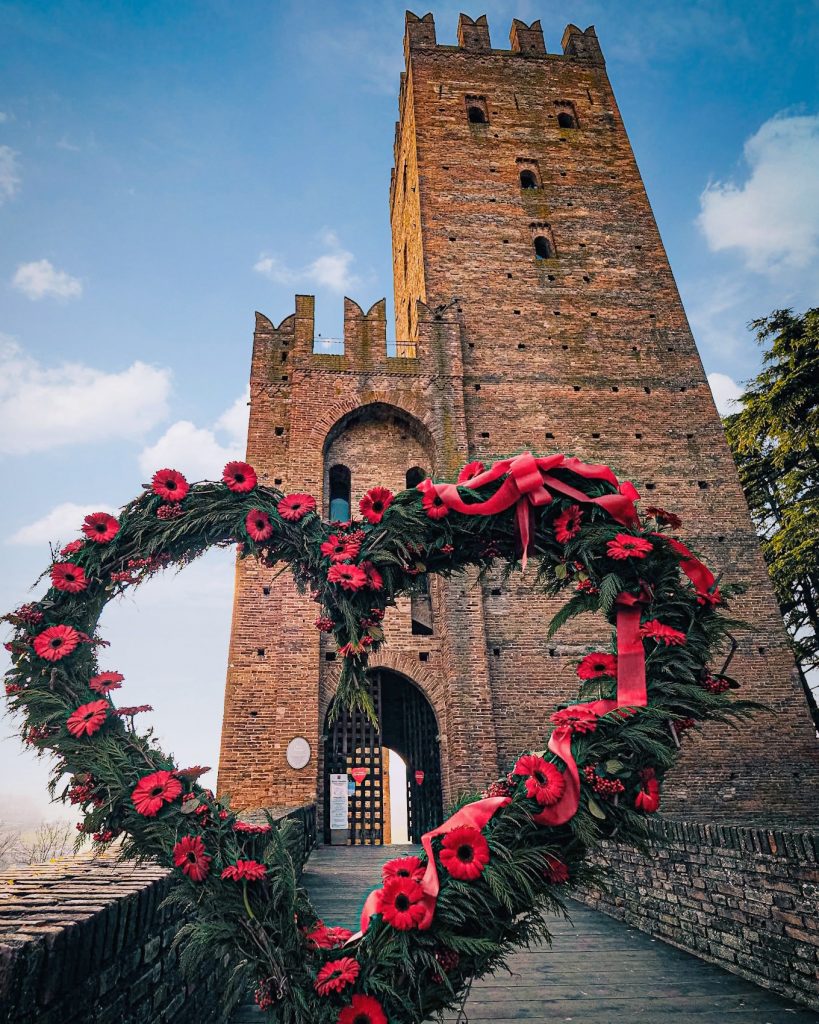 Cene romantiche nei Castelli del Ducato per San Valentino e non solo