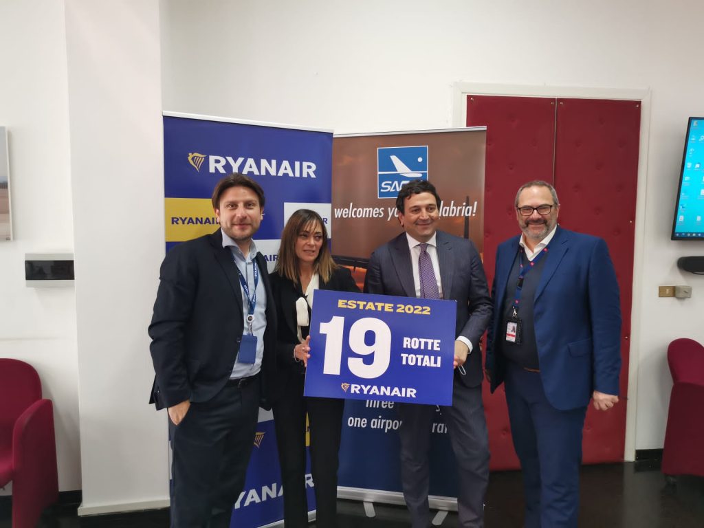 Ryanair lancia il nuovo operativo per la Calabria