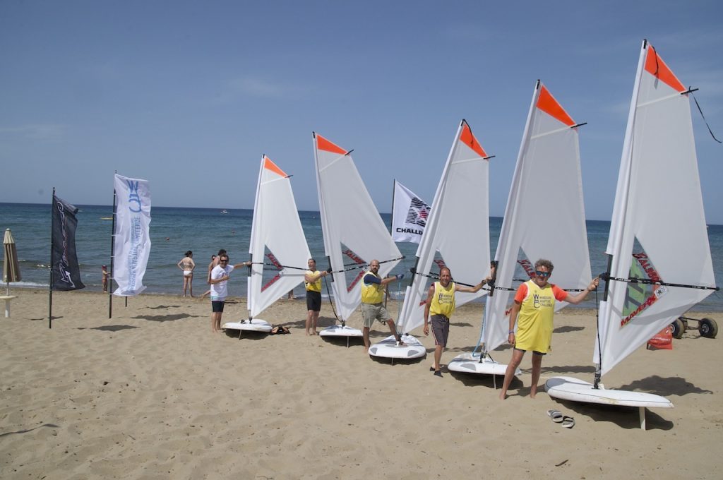 Windsurf Adaptive Challenge la seconda tappa sul lago di Vico (Viterbo)