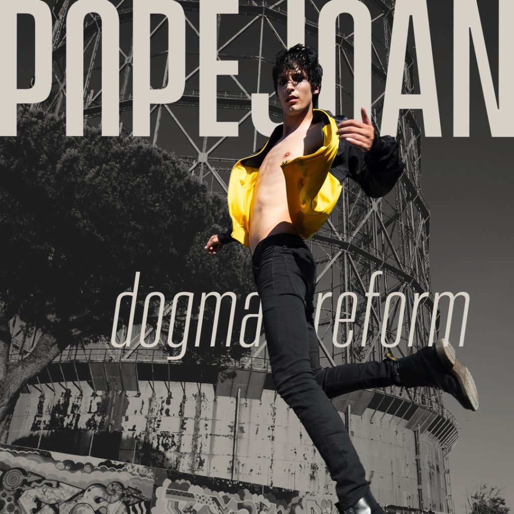 “Pope joan” l’arte di reinventare dei capi d’abbigliamento partendo da elementi vintage o usati