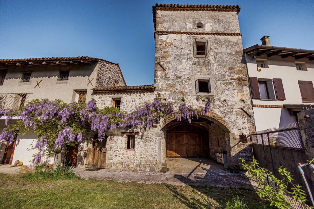 Viaggio tra i segreti e la storia dei “Castelli Aperti in FVG” guidati dagli stessi castellani