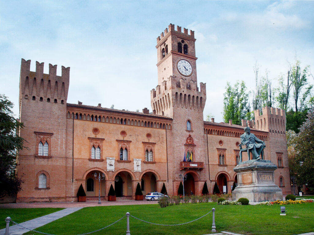 L’Emilia che scorre tra le rive del Grande Fiume