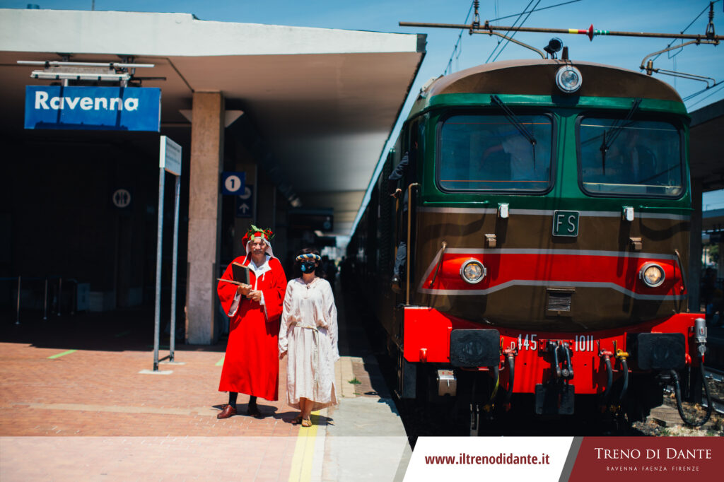 Il Treno di Dante 2023 da Firenze a Ravenna, con sosta per visitare Faenza o Brisighella e una guida per ogni carrozza