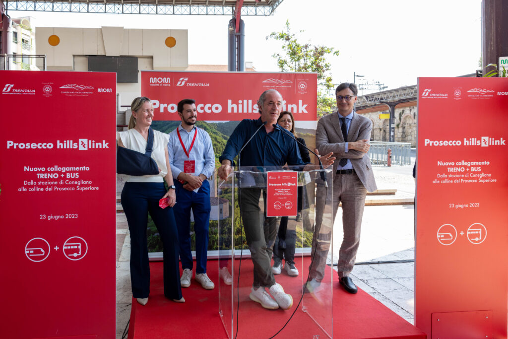 Zaia inaugura a Conegliano “PROSECCO Hills Link”, un turismo sostenibile, dal treno alle colline del Prosecco