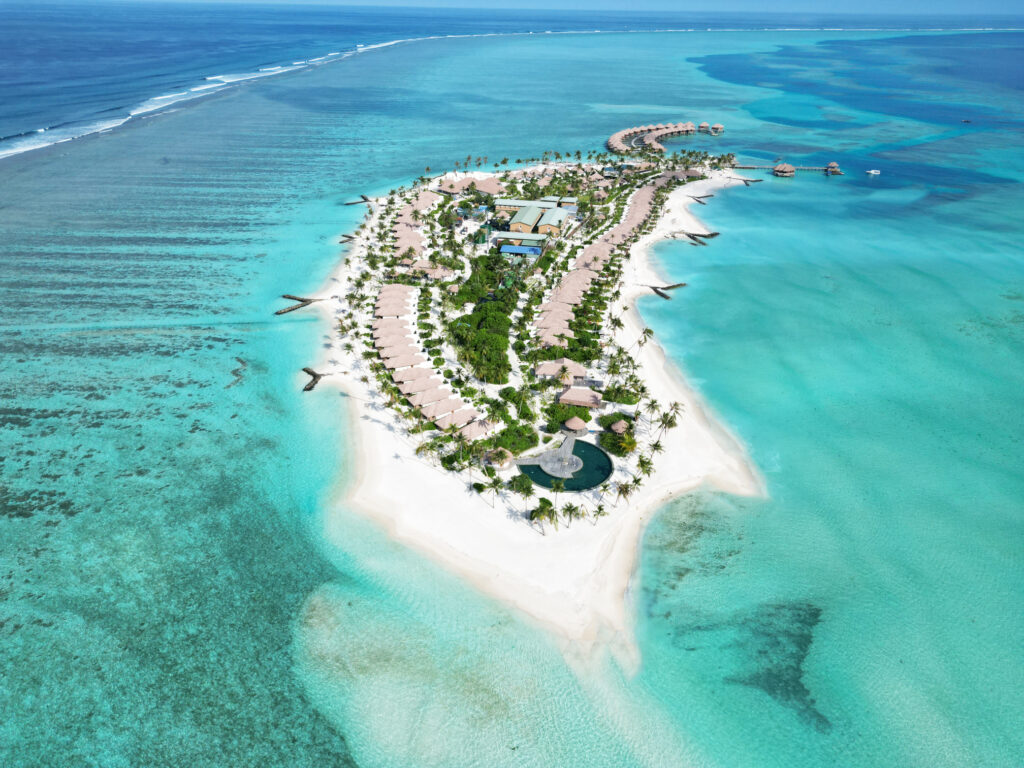 Barceló Hotel Group inaugura il suo primo resort alle Maldive