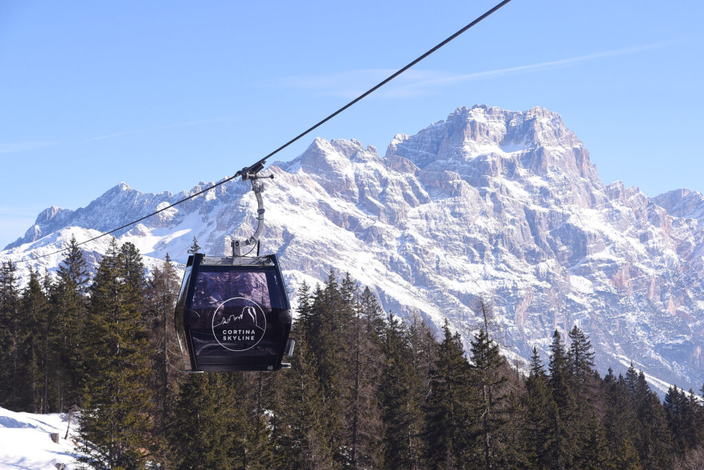 A Cortina d’Ampezzo l’inverno scivola via tra le piste, piaceri della cucina ed i tanti après ski