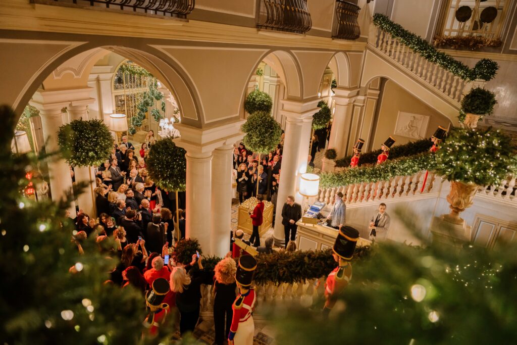 Villa d’Este accende le luci di di Natale ed apre la stagione invernale sul Lago di Como