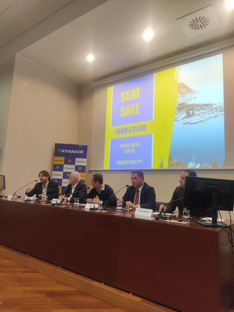 Ryanair: nuova base a Trieste, la Regione Friuli Venezia Giulia elimina la tassa municipale sul turismo