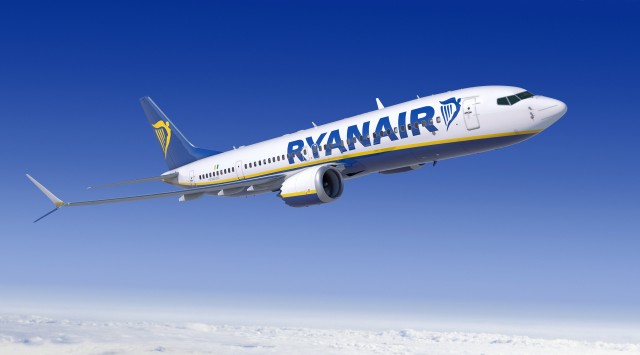 Ryanair lancia tariffe salvataggio da 24,99 € mentre air Albania taglia le rotte italiane per l’inverno