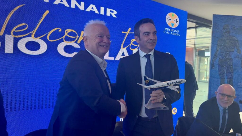 Ryanair presenta un operativo record in Calabria con la nuova base di Reggio Calabria