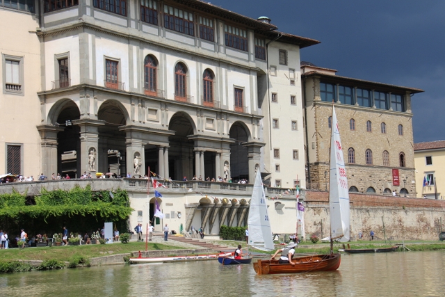 La stagione sportiva dell’Associazione Vele Storiche Viareggio riparte da Firenze