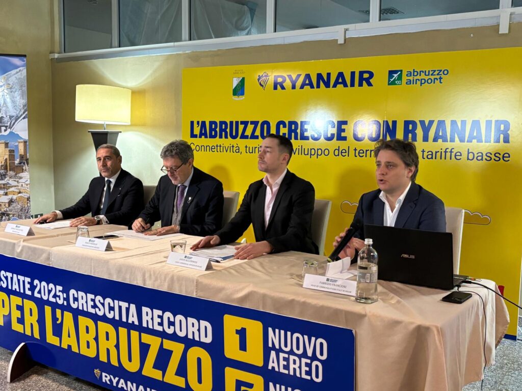 Ryanair aggiunge un nuovo aeromobile basato all’Aeroporto d’Abruzzo e nuove rotte per l’estate 2025