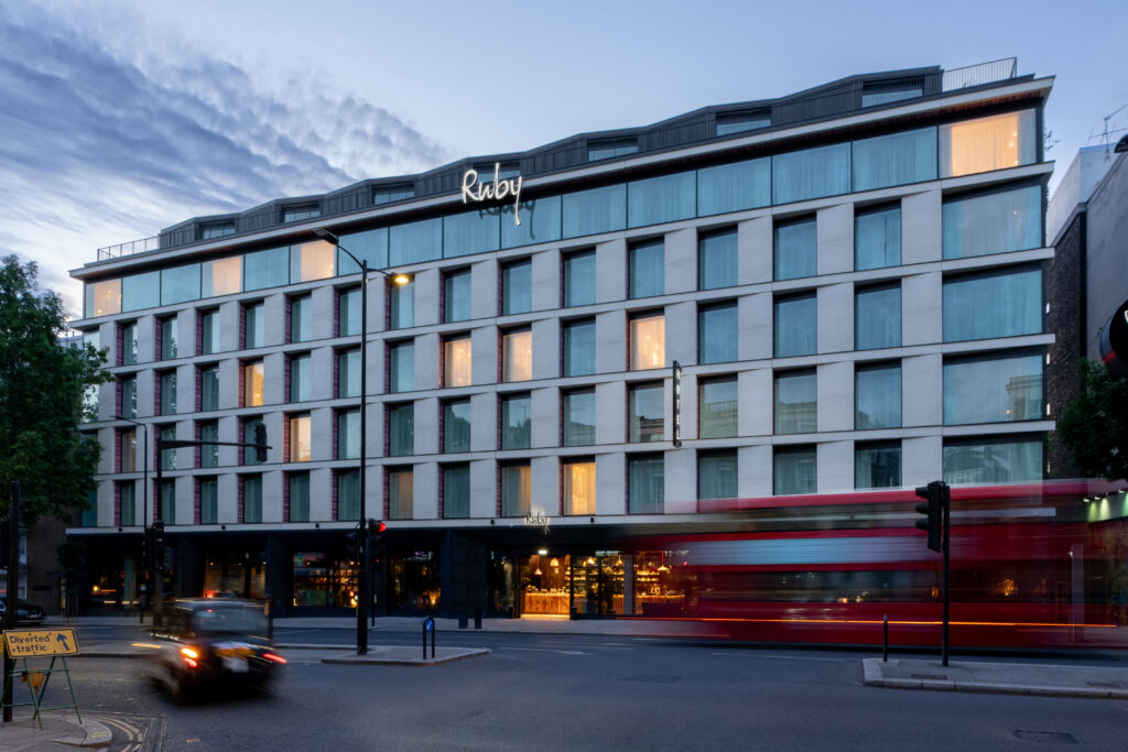 Ruby sigla una collaborazione con IHG per la crescita globale con un focus sugli Stati Uniti e Asia