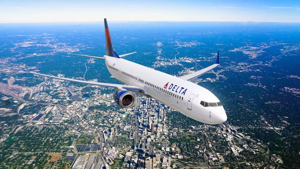 Delta Air Lines compie 100 anni e festeggia con Taittinger Brut la Française