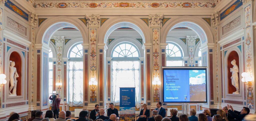 La città umbra di Orvieto premiata per l’ospitalità d’eccellenza con Traveller Review Awards 2025 di Booking.com