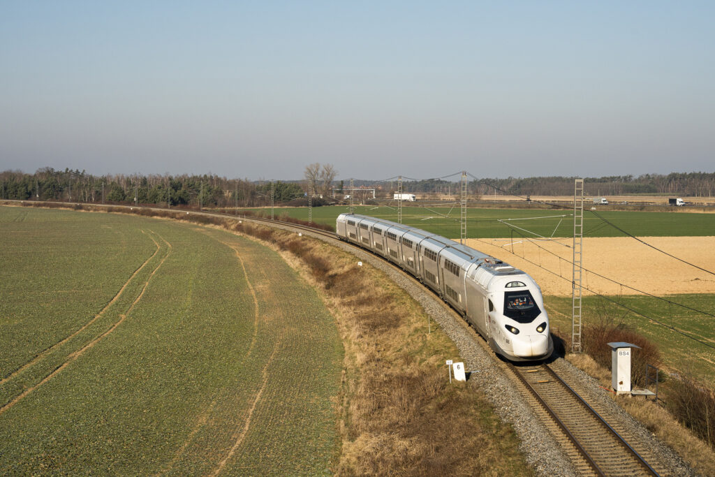 Riprende da oggi il collegamento diretto ad Alta Velocità con TGV INOUI tra l’Italia e la Francia