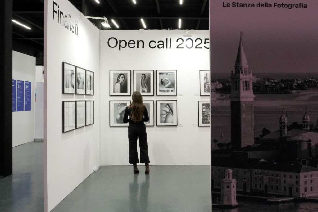 A “Le Stanze della Fotografia” di Venezia, verranno esposte le opere finaliste dell’Open Call 2025 al MIA Photo Fair